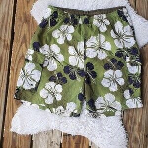Mens green Hawaiian St. Johns Bay boardshorts